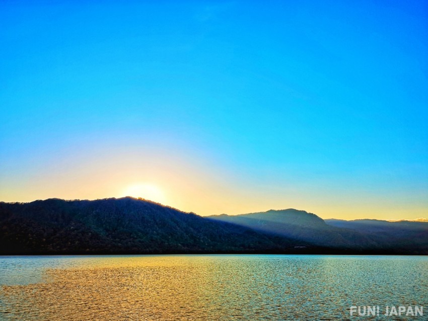 When Can you See the Beautiful Scenery in Japan's Lake Towada?